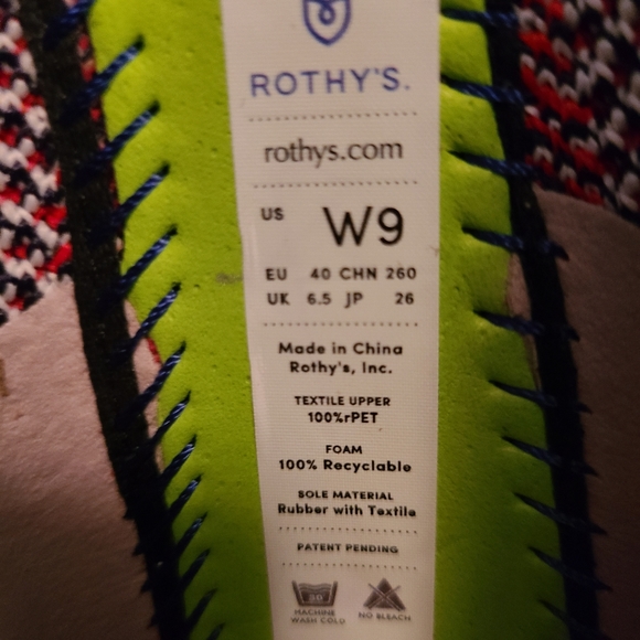 Rothys NIB Cherry Red Stripe Flats Size 9 - Picture 2 of 5